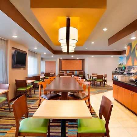Fairfield Inn & Suites Fort Worth University Drive מראה חיצוני תמונה