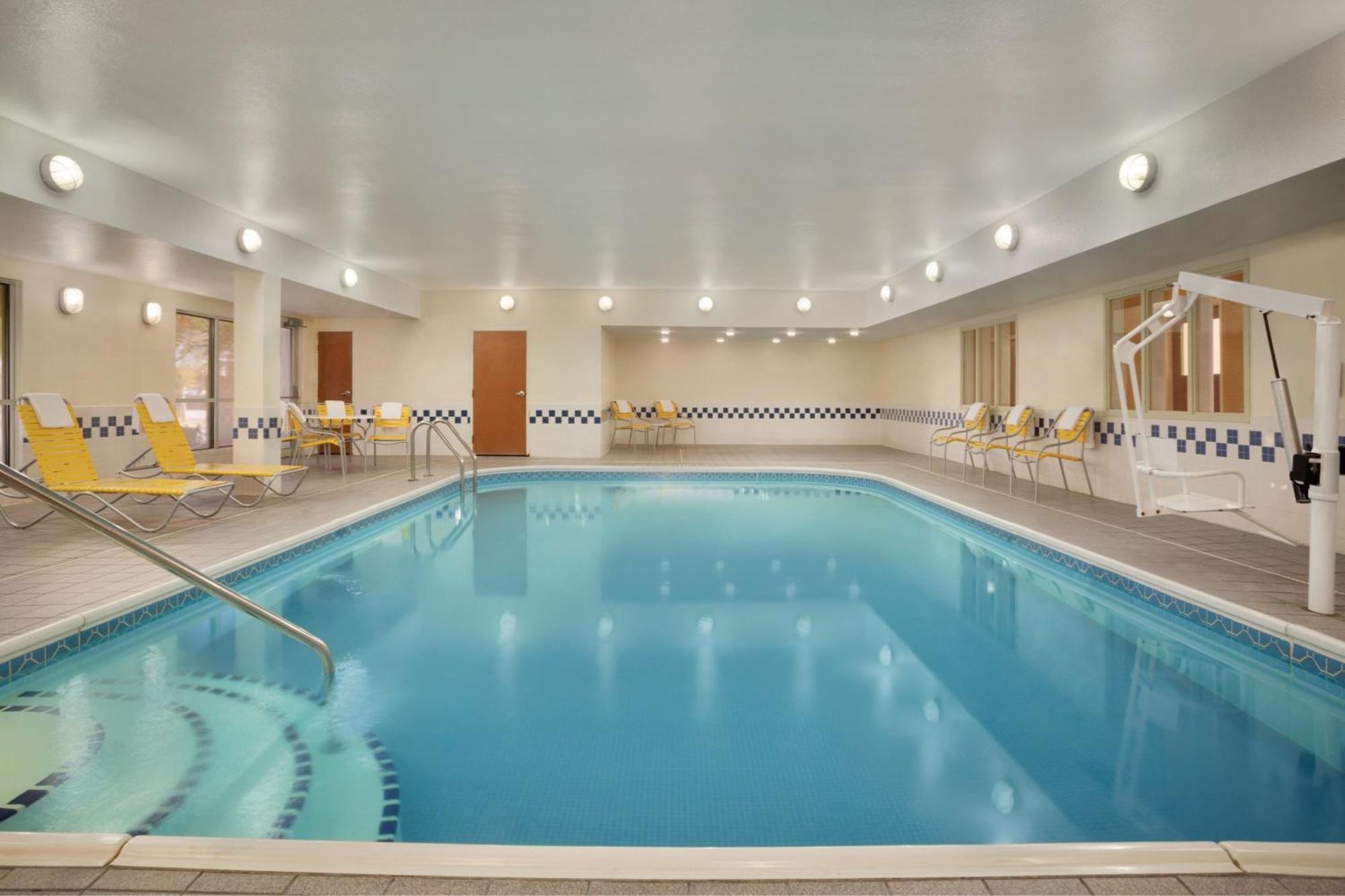 Fairfield Inn & Suites Fort Worth University Drive מראה חיצוני תמונה