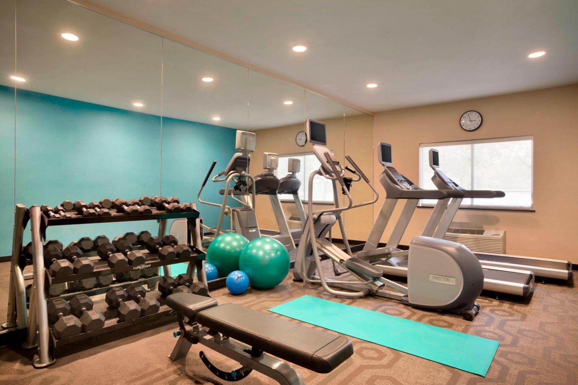 Fairfield Inn & Suites Fort Worth University Drive מראה חיצוני תמונה