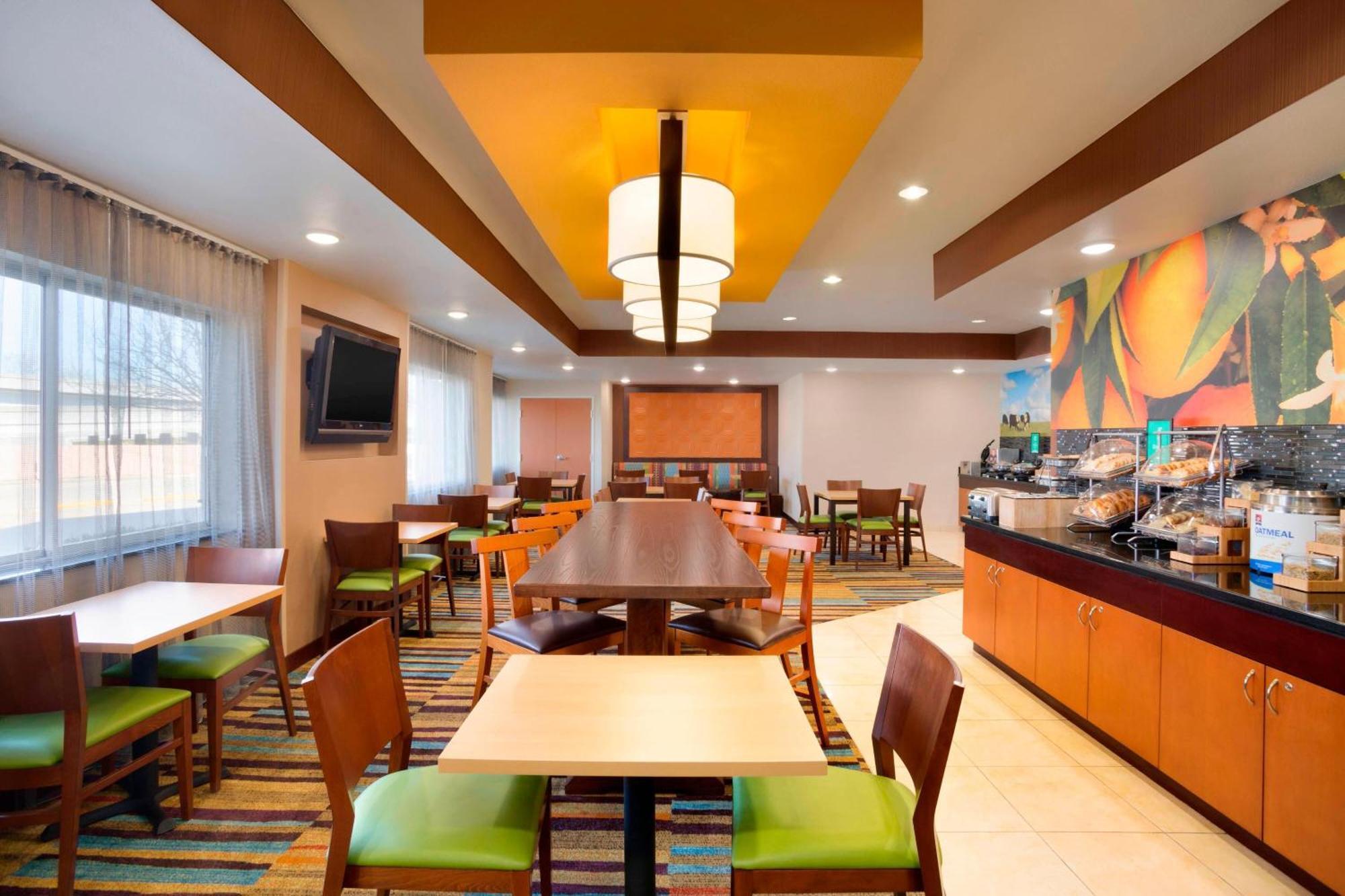 Fairfield Inn & Suites Fort Worth University Drive מראה חיצוני תמונה