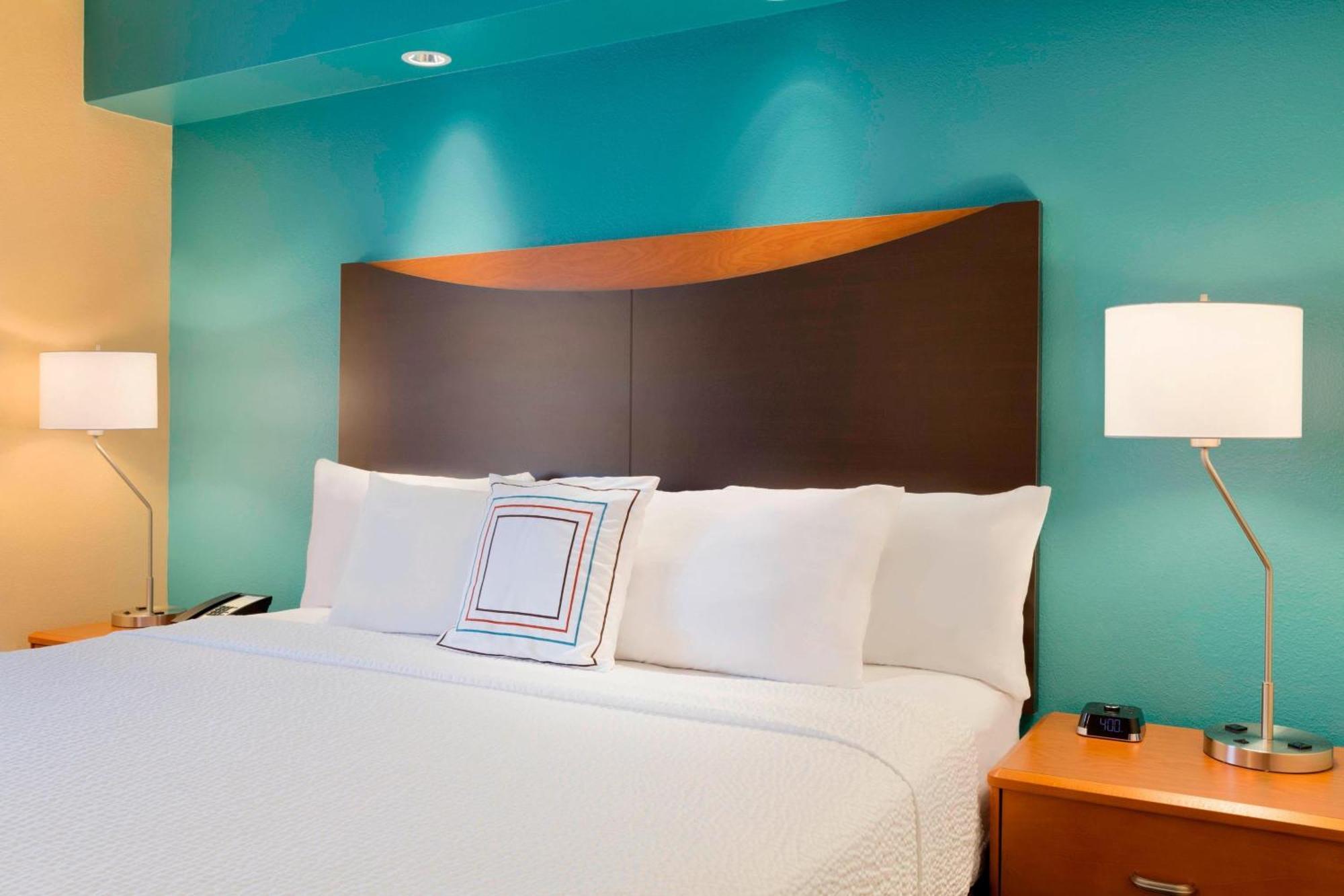 Fairfield Inn & Suites Fort Worth University Drive מראה חיצוני תמונה