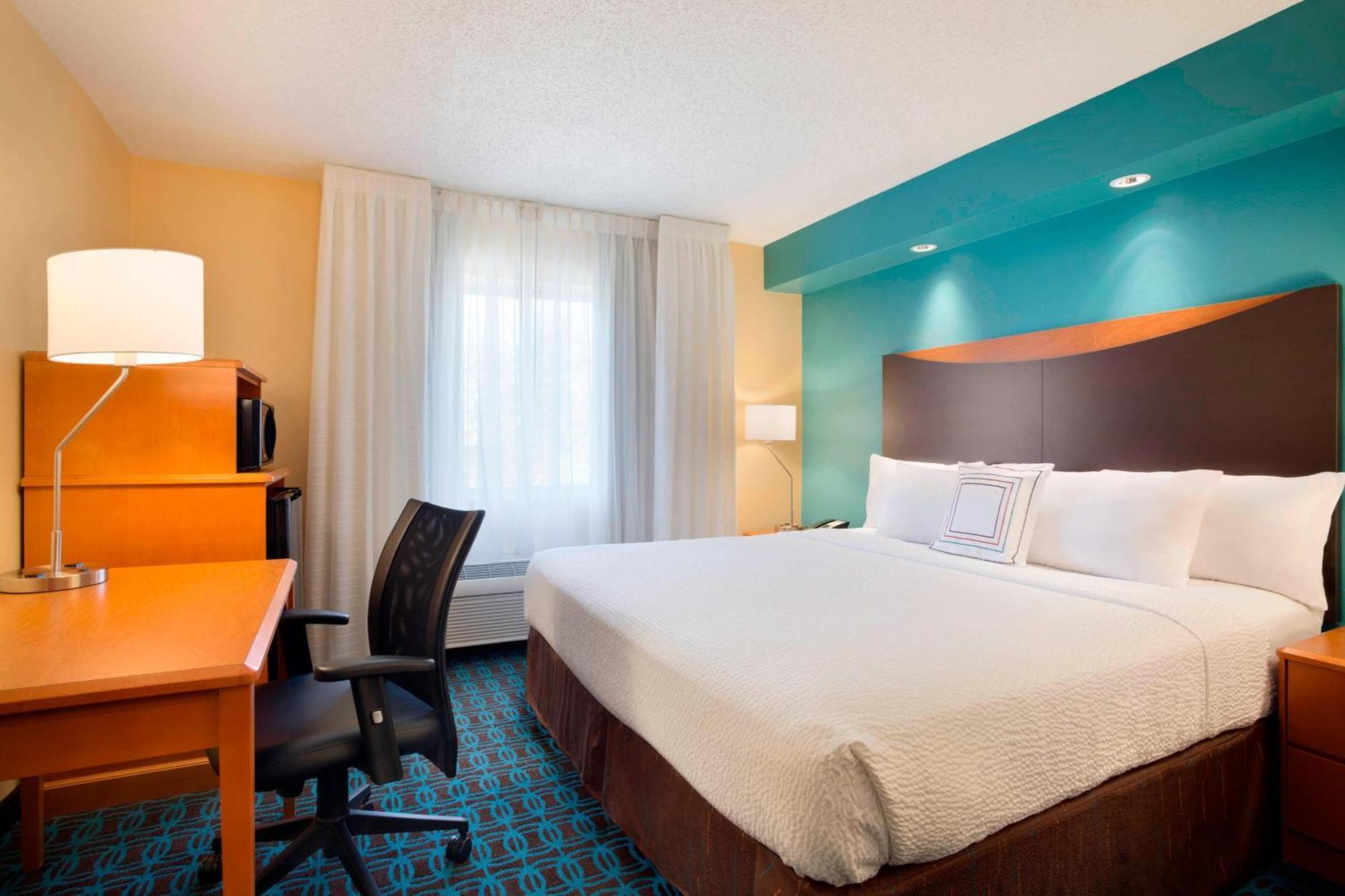 Fairfield Inn & Suites Fort Worth University Drive מראה חיצוני תמונה