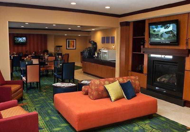 Fairfield Inn & Suites Fort Worth University Drive מראה חיצוני תמונה